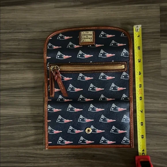 Dooney & Bourke Navy Blue Patriots Wallet - Picture 7 of 9